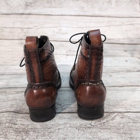 Lehato Brown Embossed Leather Wingtip Brogue Lace-Up Boots – Men’s US 7.5–8 - Picture 4 of 11